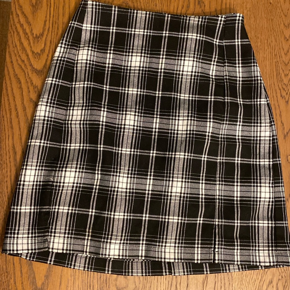 Brandy Melville plaid skirt.